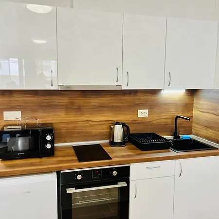 тутхон * פומורי